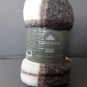 Fireside Home Printed Grey Plaid Sherpa Throw